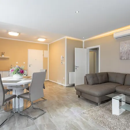 Nicolina Apartamento