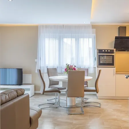 Nicolina Apartamento