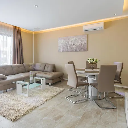 Apartment Nicolina *