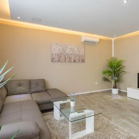 Apartment Nicolina